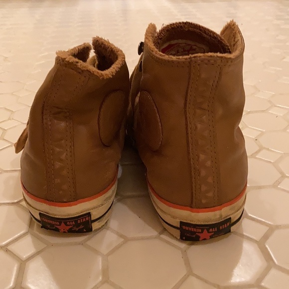 SOLD Faux Fur Lined Converse AllStar Hi-Tops! - Picture 4 of 6